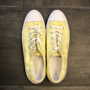 Converse All Stars Low Cut Light Yellow Shoes